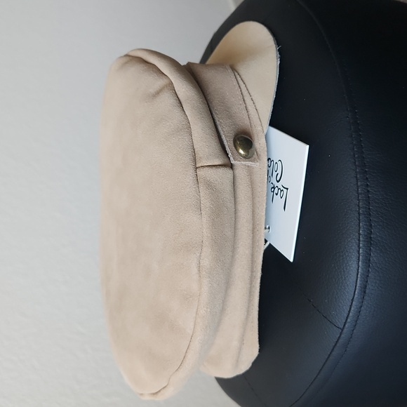 Leather Cap - Picture 7 of 8